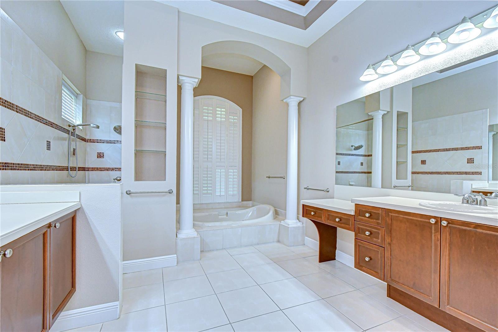 Listing photo id 28 for 21338 Lake Vienna Drive Drive