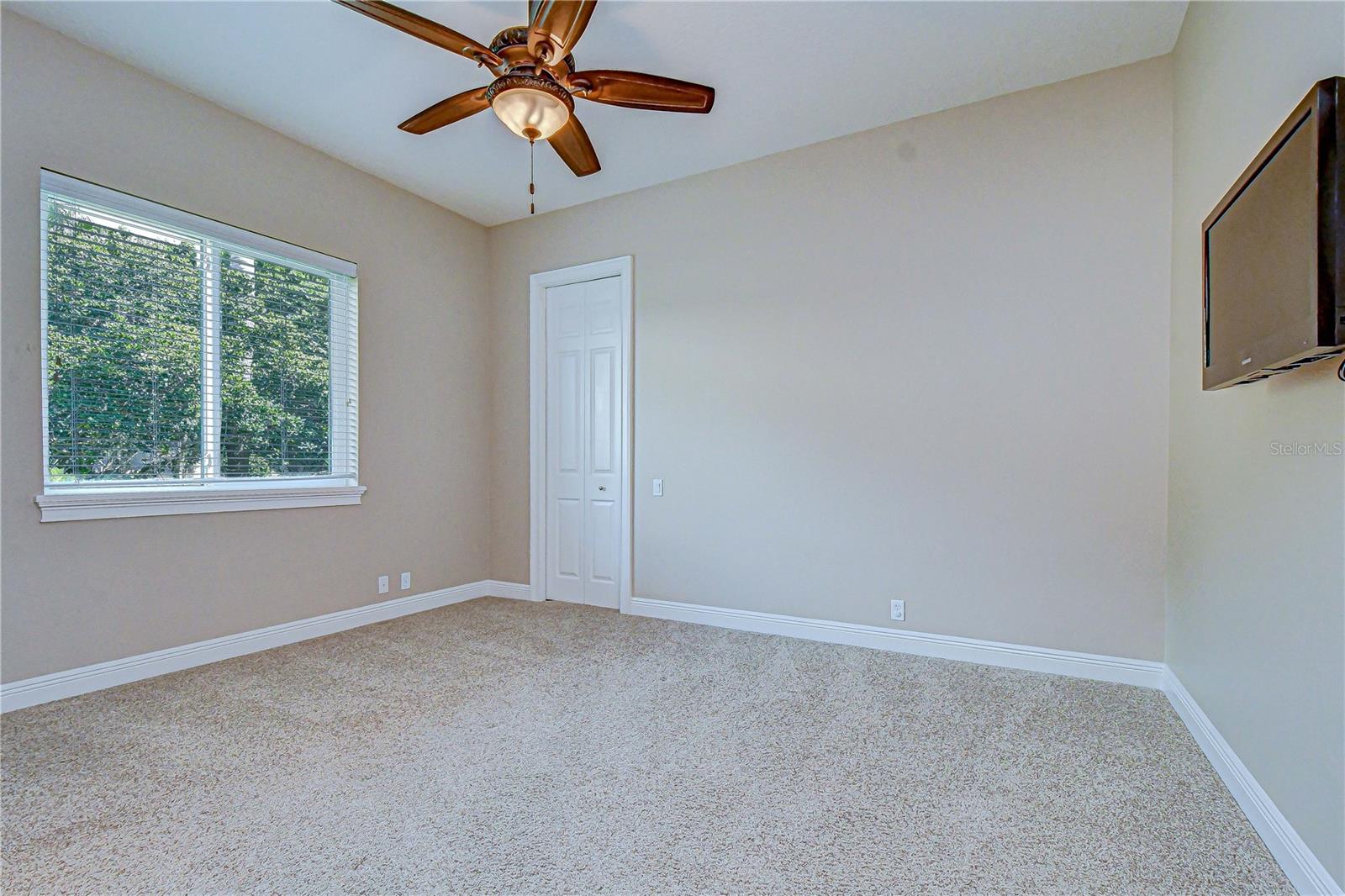 Listing photo id 39 for 21338 Lake Vienna Drive Drive