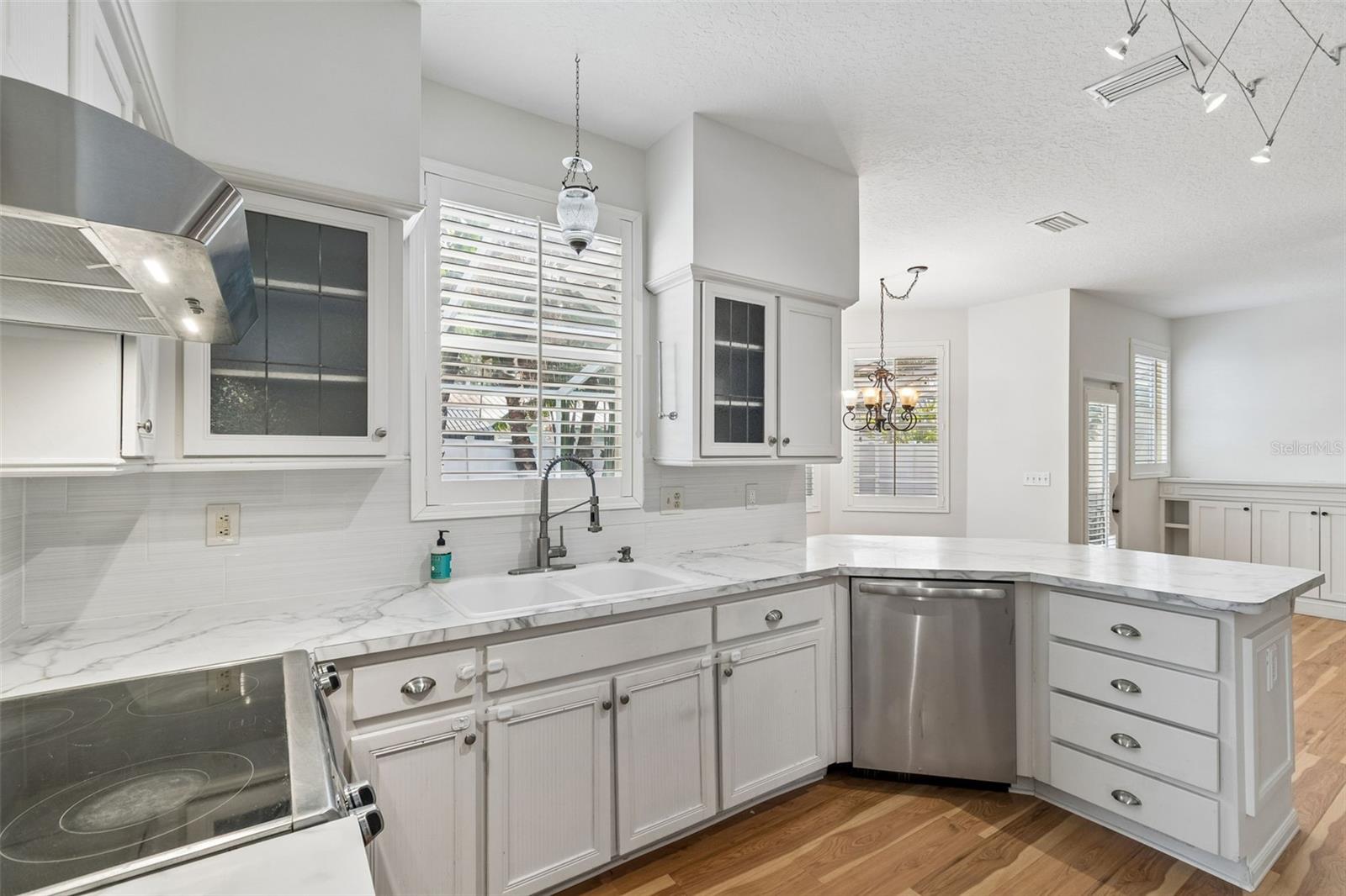 Image 12 of 60 For 3112 Coachman Avenue