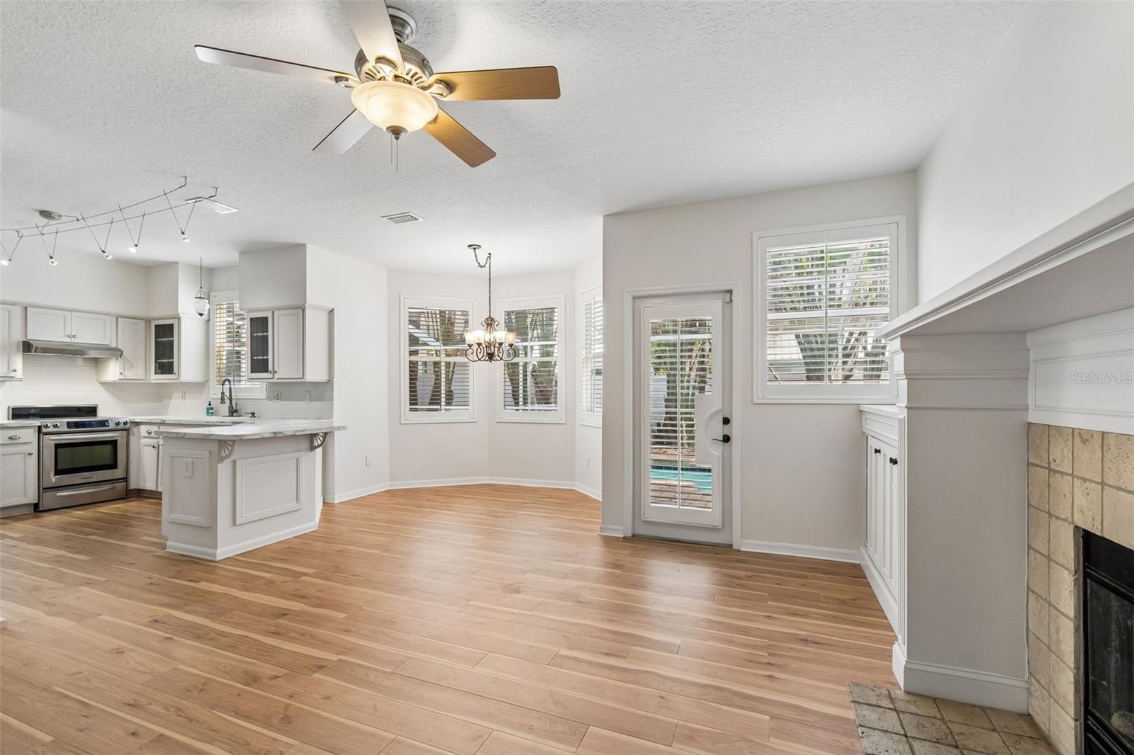 Image 16 of 60 For 3112 Coachman Avenue