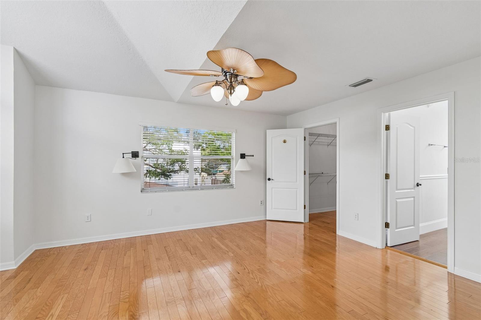 Image 34 of 60 For 3112 Coachman Avenue