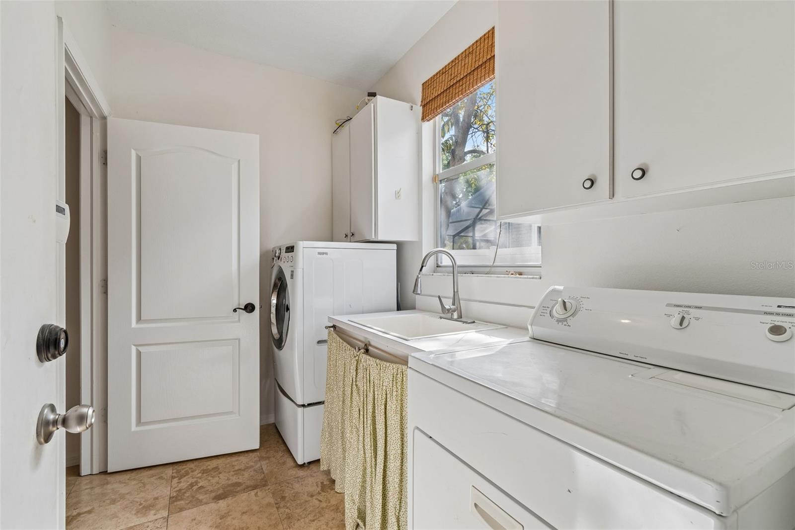 Image 49 of 60 For 3112 Coachman Avenue