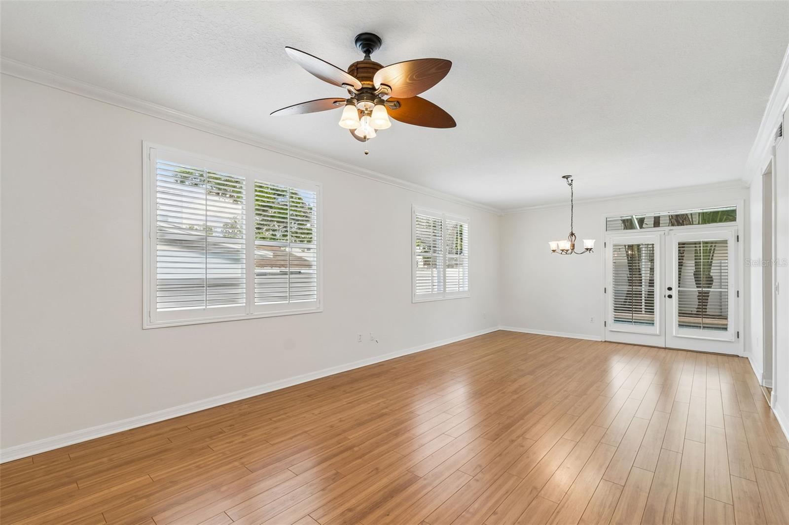 Image 5 of 60 For 3112 Coachman Avenue