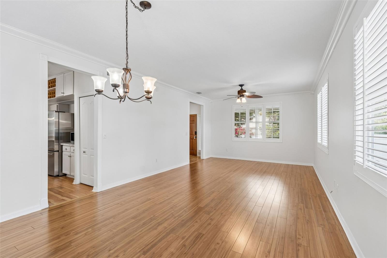 Image 7 of 60 For 3112 Coachman Avenue