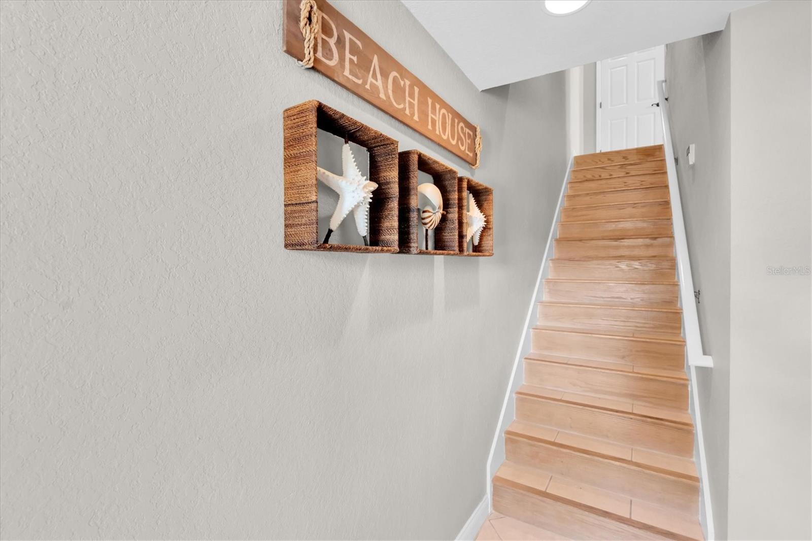 Image 6 of 54 For 1501 Wharfside Drive