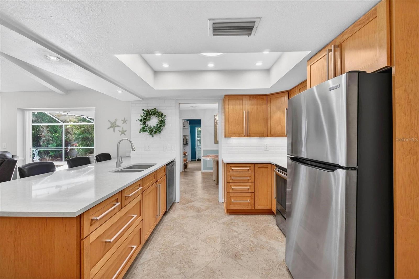 Image 19 of 41 For 7265 122nd Way