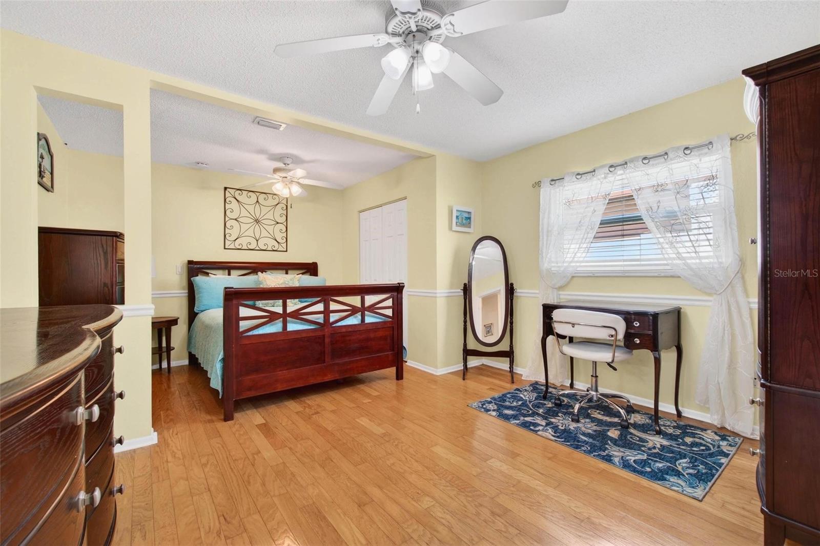 Image 28 of 41 For 7265 122nd Way