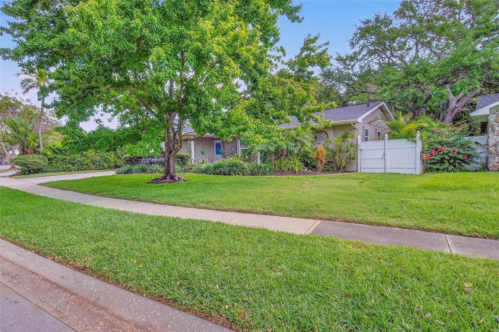 Image 3 of 41 For 7265 122nd Way