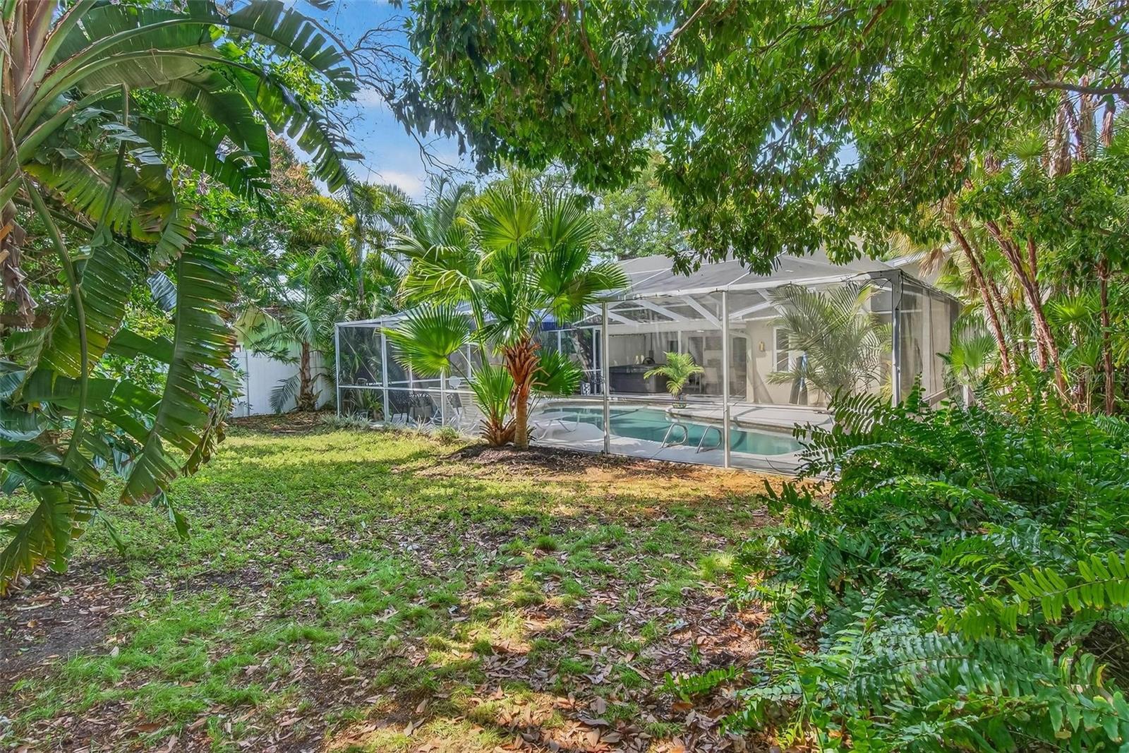 Image 8 of 41 For 7265 122nd Way