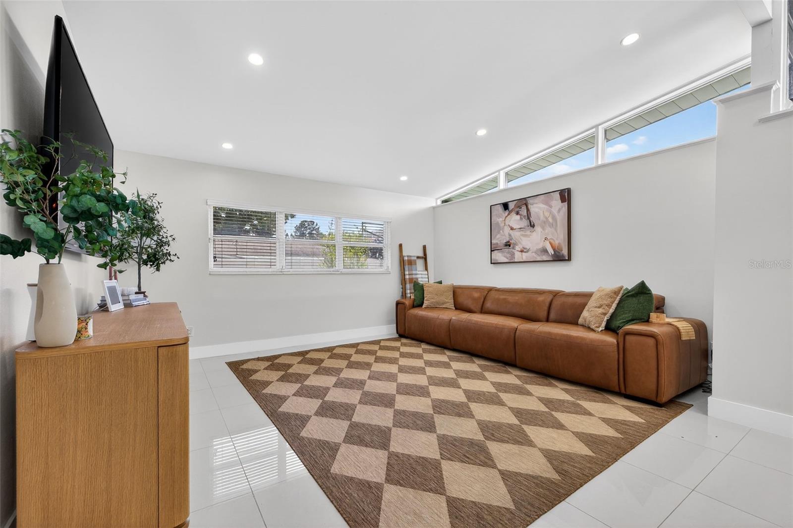 Image 5 of 36 For 4905 Mendenhall Drive