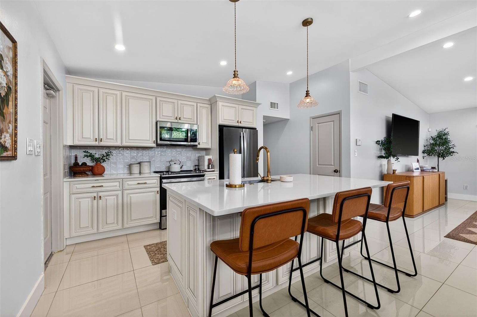 Image 8 of 36 For 4905 Mendenhall Drive