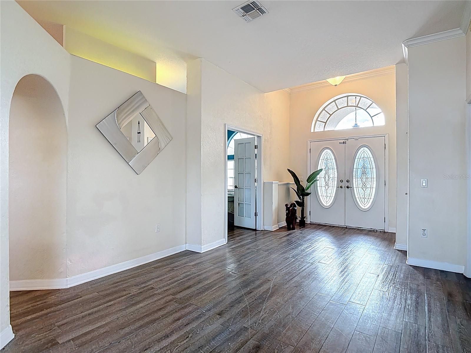 Image 11 of 47 For 13403 Bolton Court