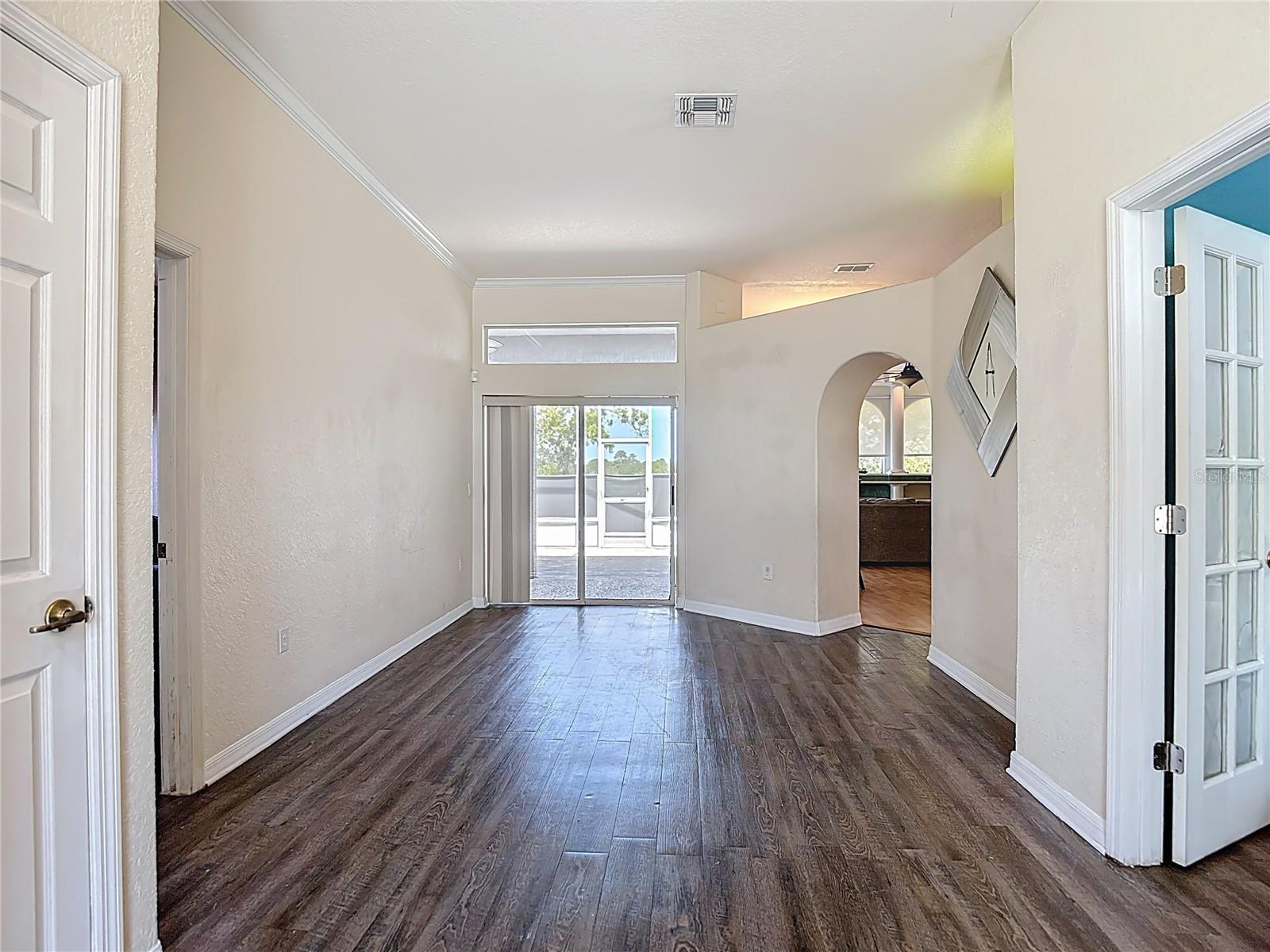 Image 12 of 47 For 13403 Bolton Court