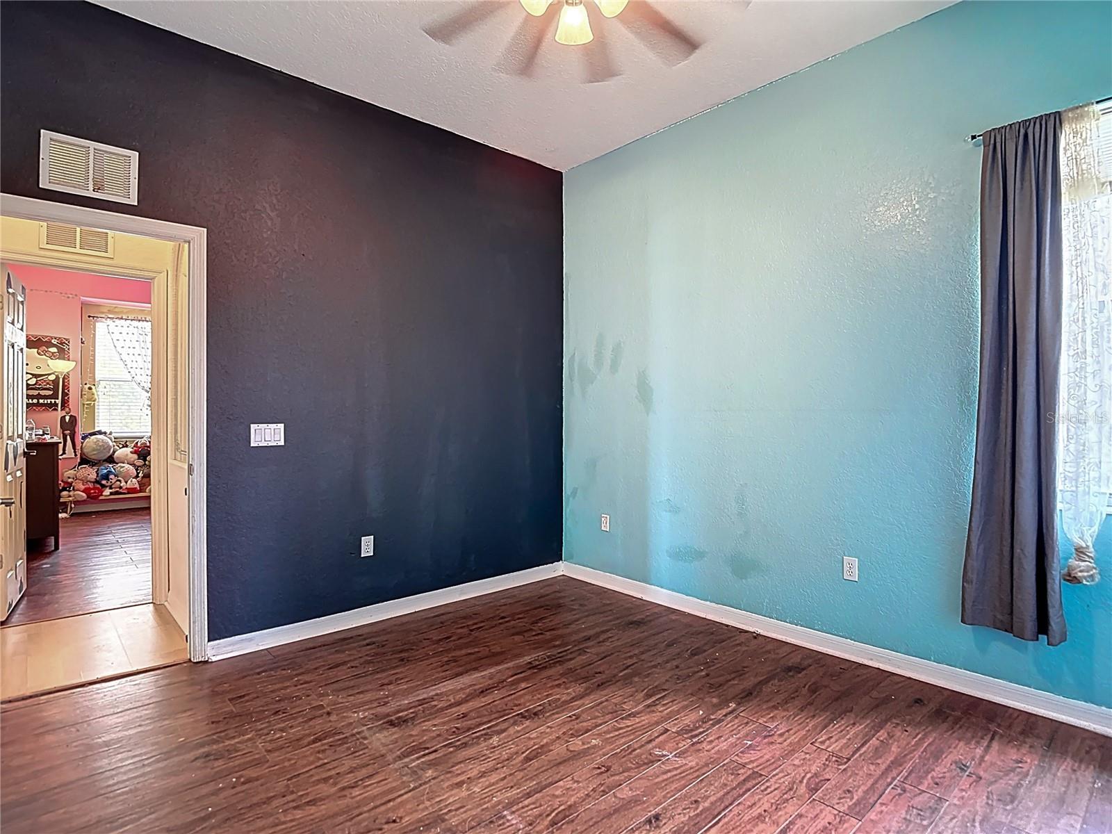 Image 29 of 47 For 13403 Bolton Court