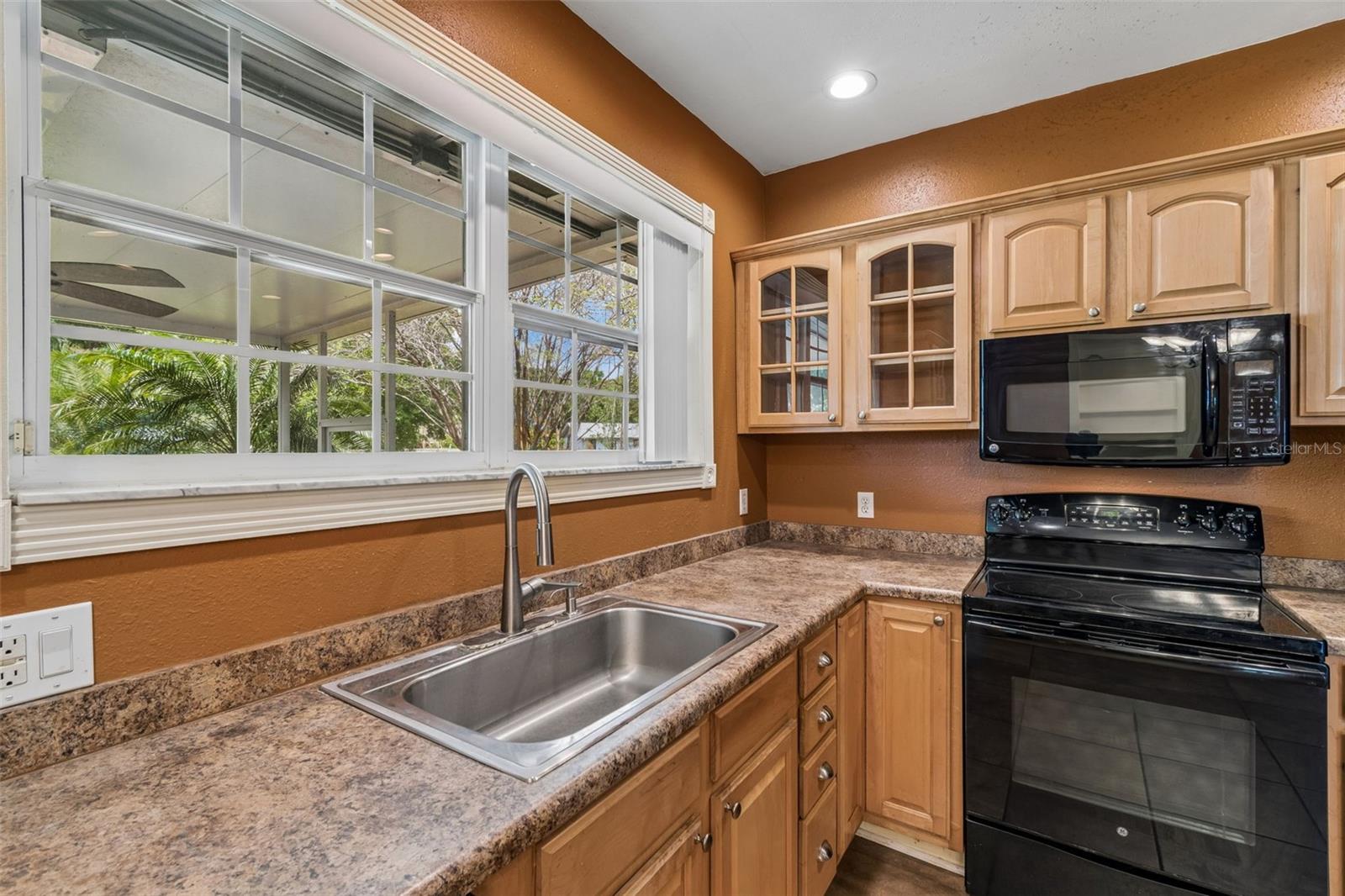 Image 34 of 73 For 4412 Sweetwater Drive