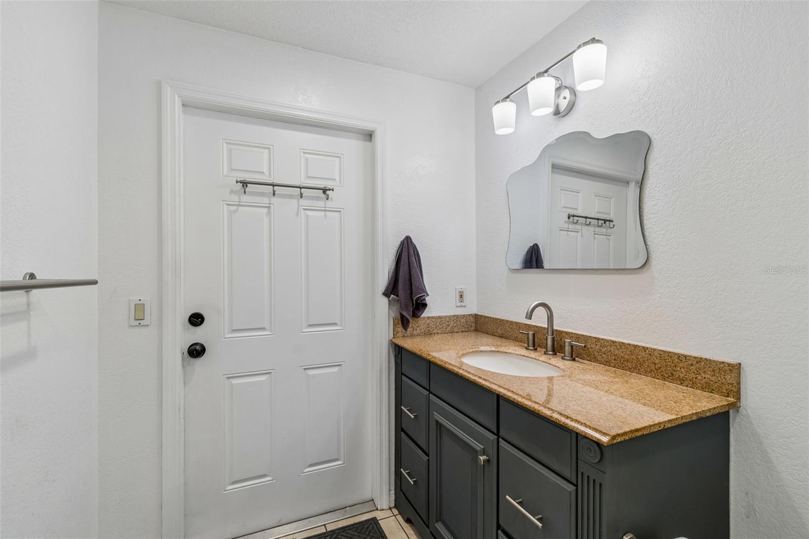 Image 39 of 73 For 4412 Sweetwater Drive