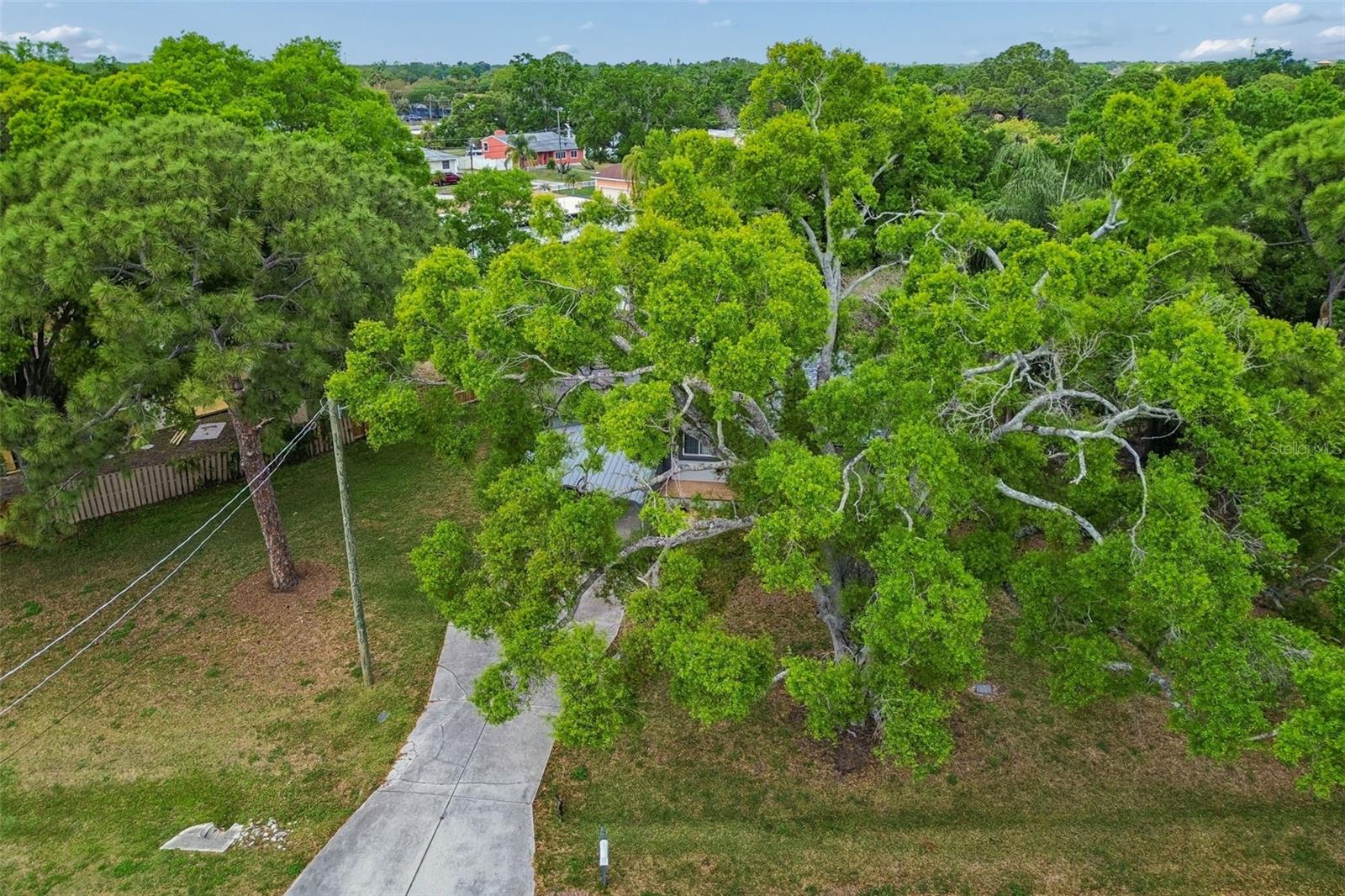 Image 60 of 73 For 4412 Sweetwater Drive