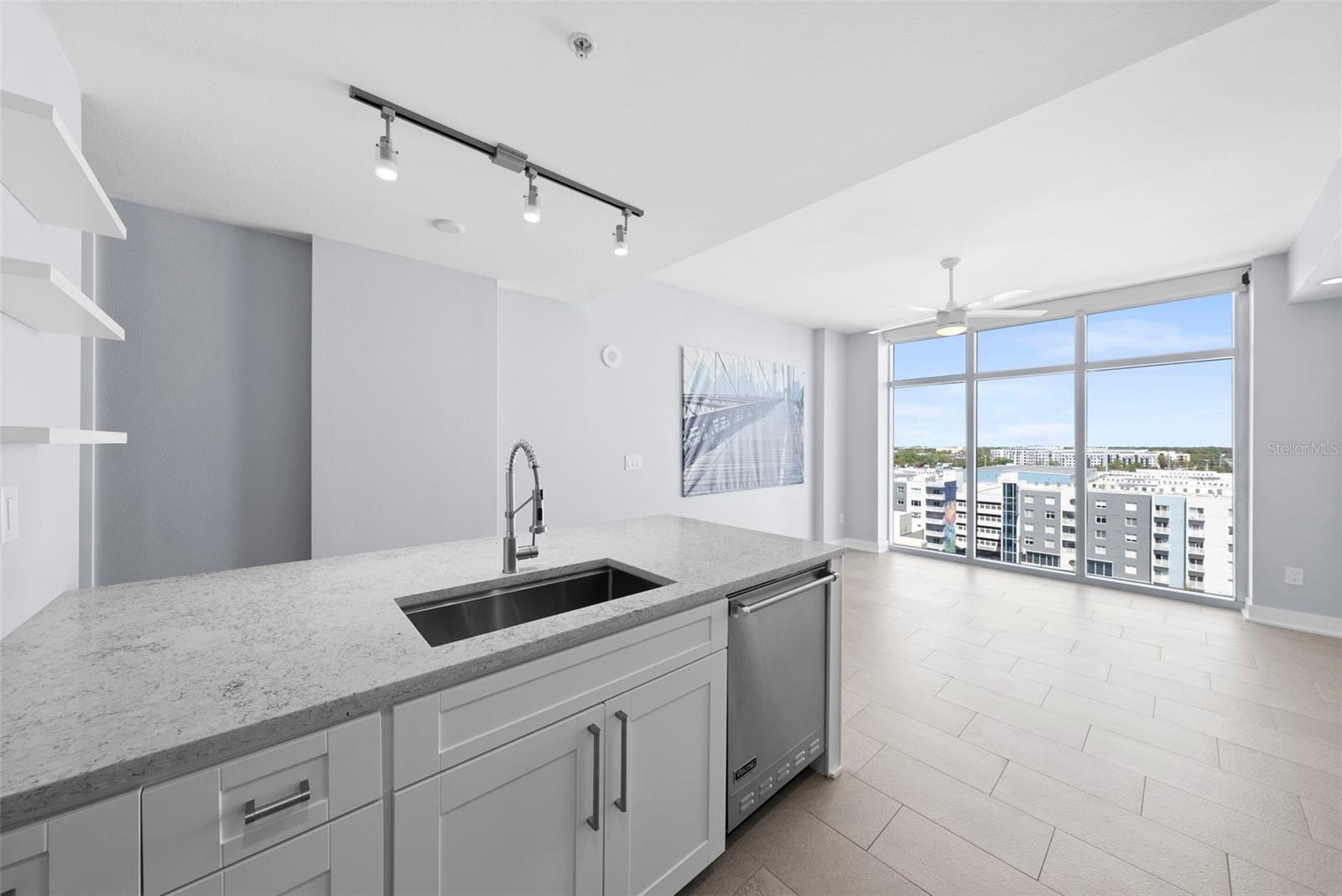 Image 16 of 43 For 1208 Kennedy Boulevard 925