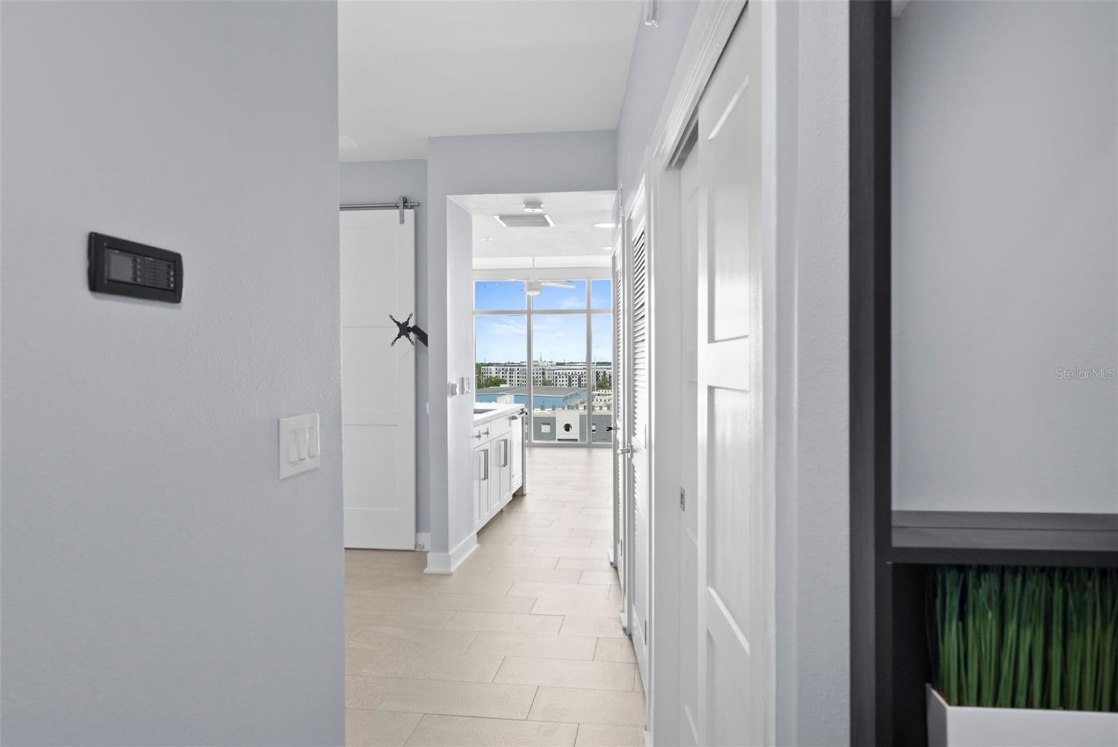 Image 3 of 43 For 1208 Kennedy Boulevard 925