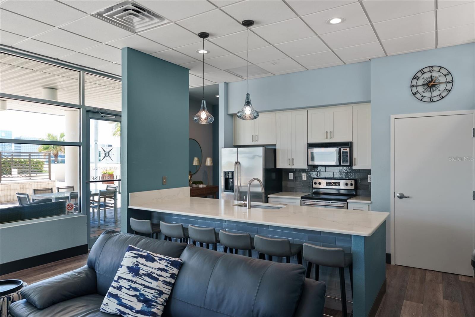 Image 41 of 43 For 1208 Kennedy Boulevard 925