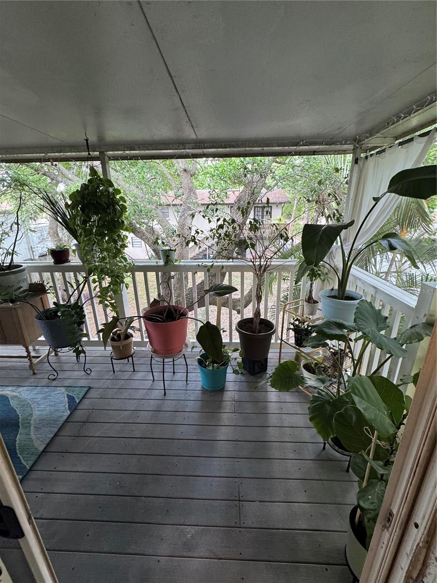 Image 14 of 29 For 3063 St Clair Avenue