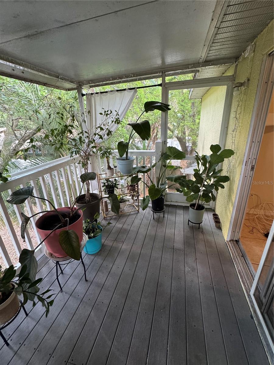 Image 15 of 29 For 3063 St Clair Avenue