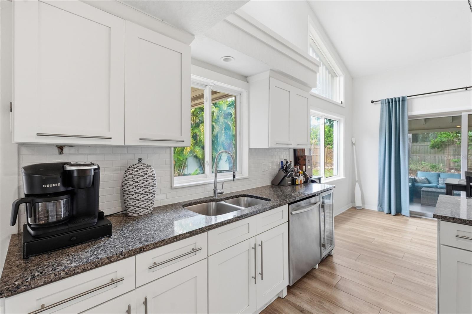 Listing photo id 11 for 13917 76th Terrace
