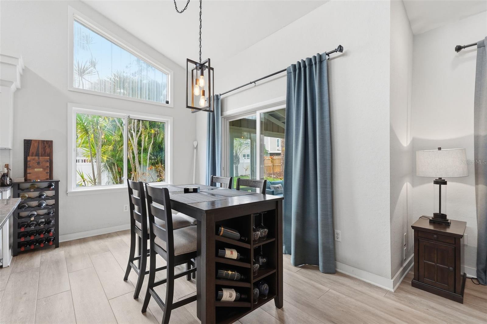 Listing photo id 14 for 13917 76th Terrace