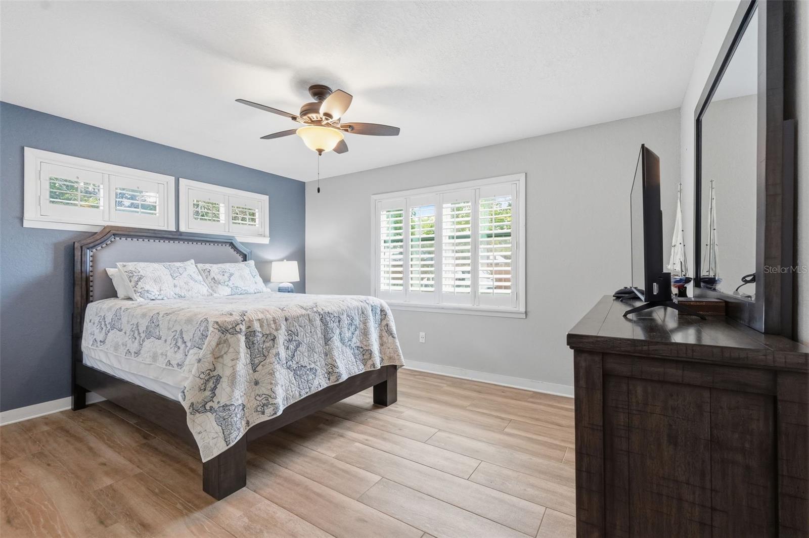 Listing photo id 22 for 13917 76th Terrace