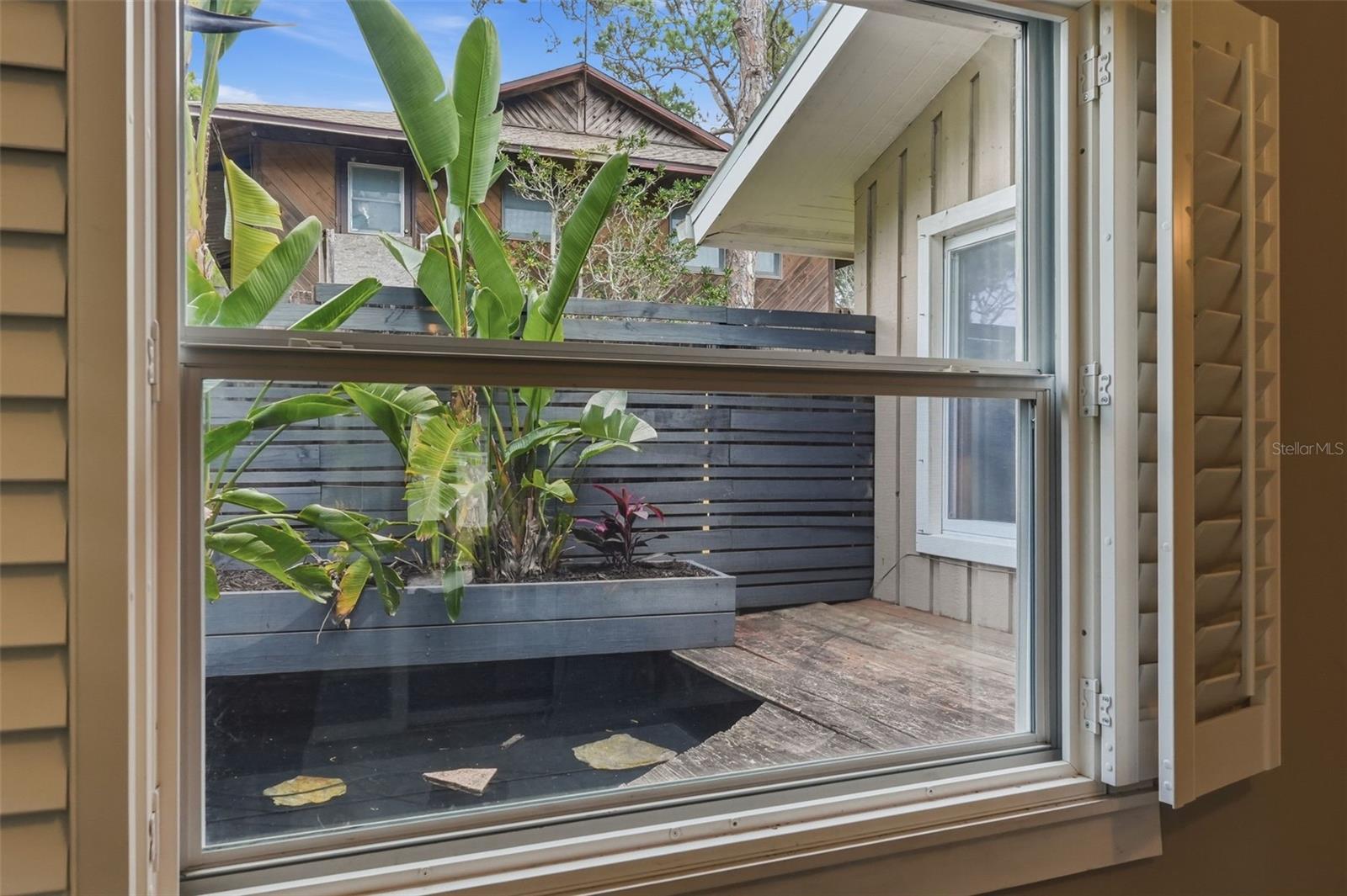 Listing photo id 32 for 13917 76th Terrace