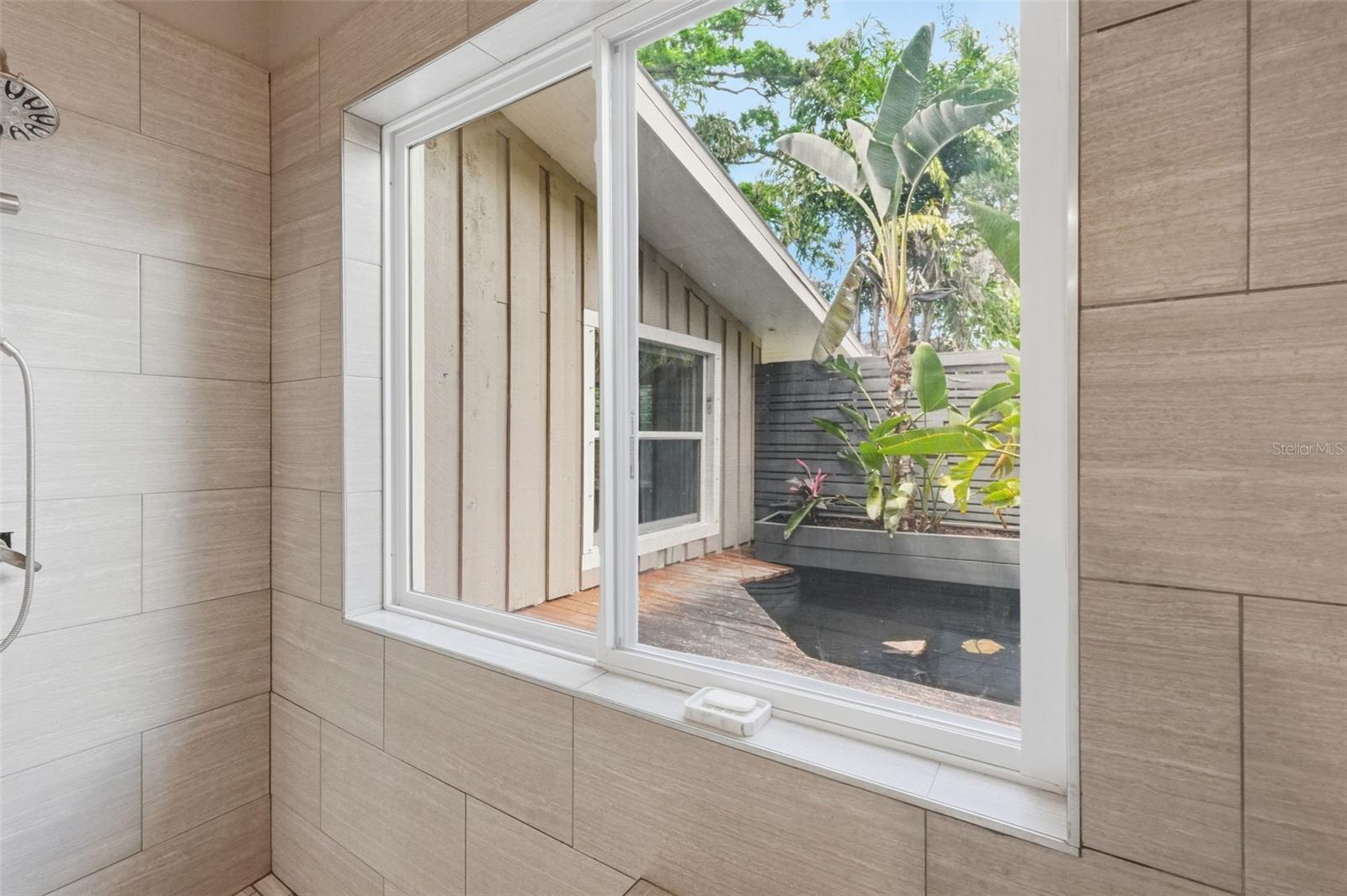 Listing photo id 38 for 13917 76th Terrace
