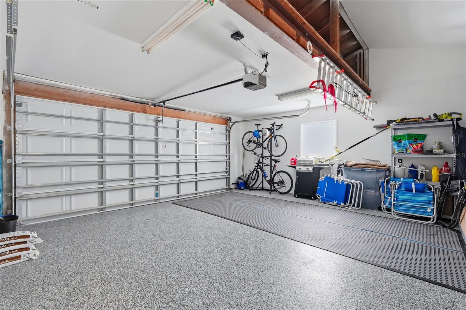 Listing photo id 44 for 13917 76th Terrace