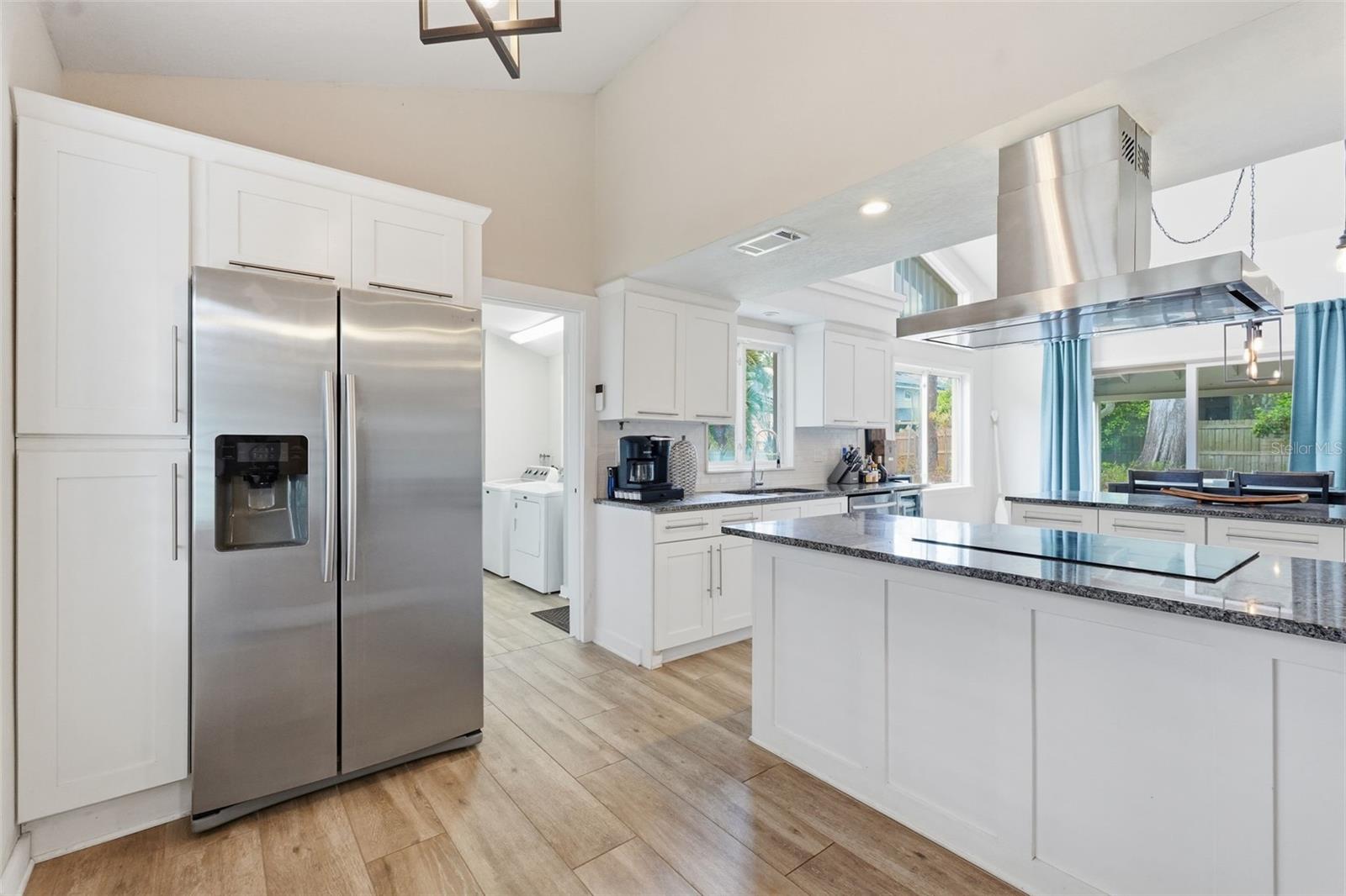 Listing photo id 6 for 13917 76th Terrace