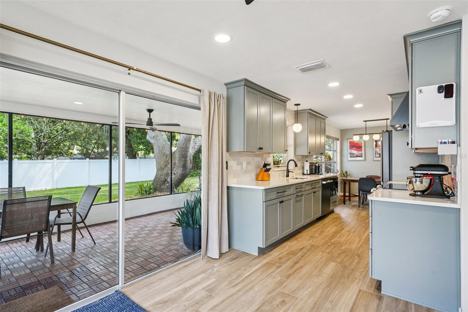 Image 9 of 33 For 11469 Imperial Grove Drive E