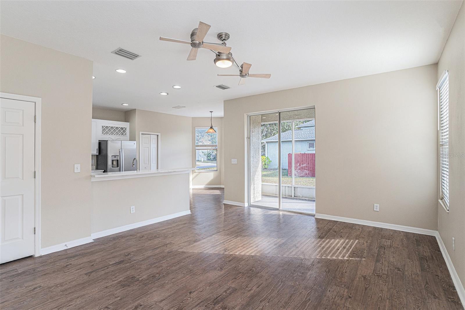 Image 26 of 31 For 8602 Sandy Plains Drive