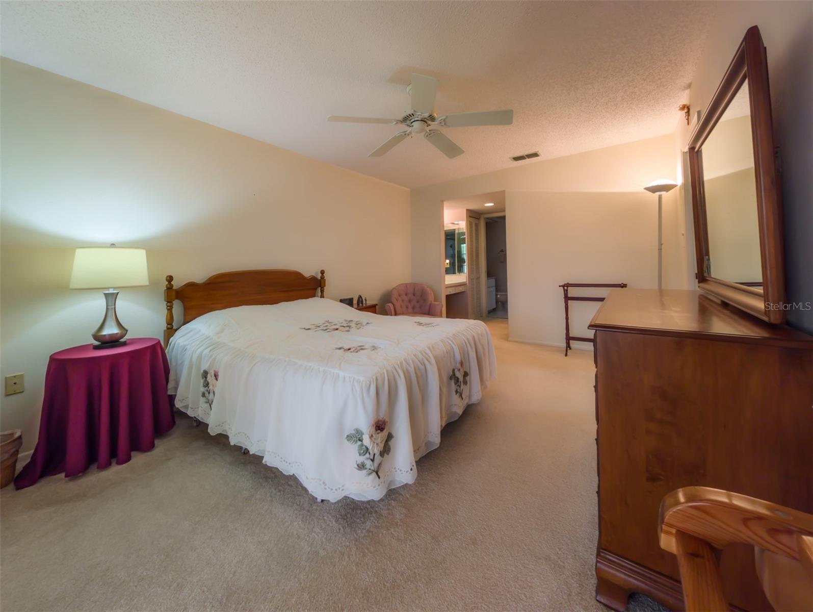 Image 18 of 58 For 11231 Dollar Lake Drive 5