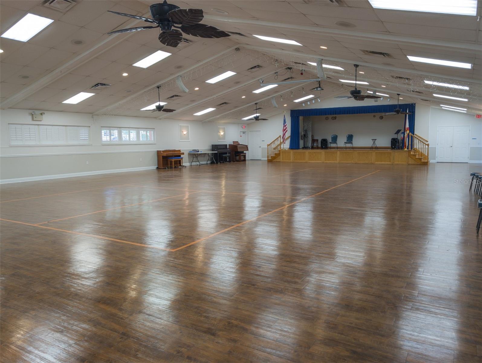 Image 54 of 58 For 11231 Dollar Lake Drive 5