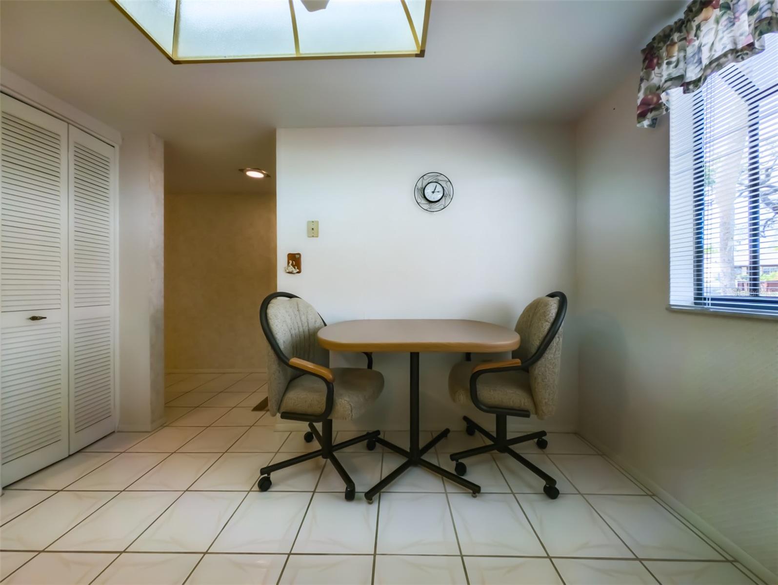 Image 8 of 58 For 11231 Dollar Lake Drive 5