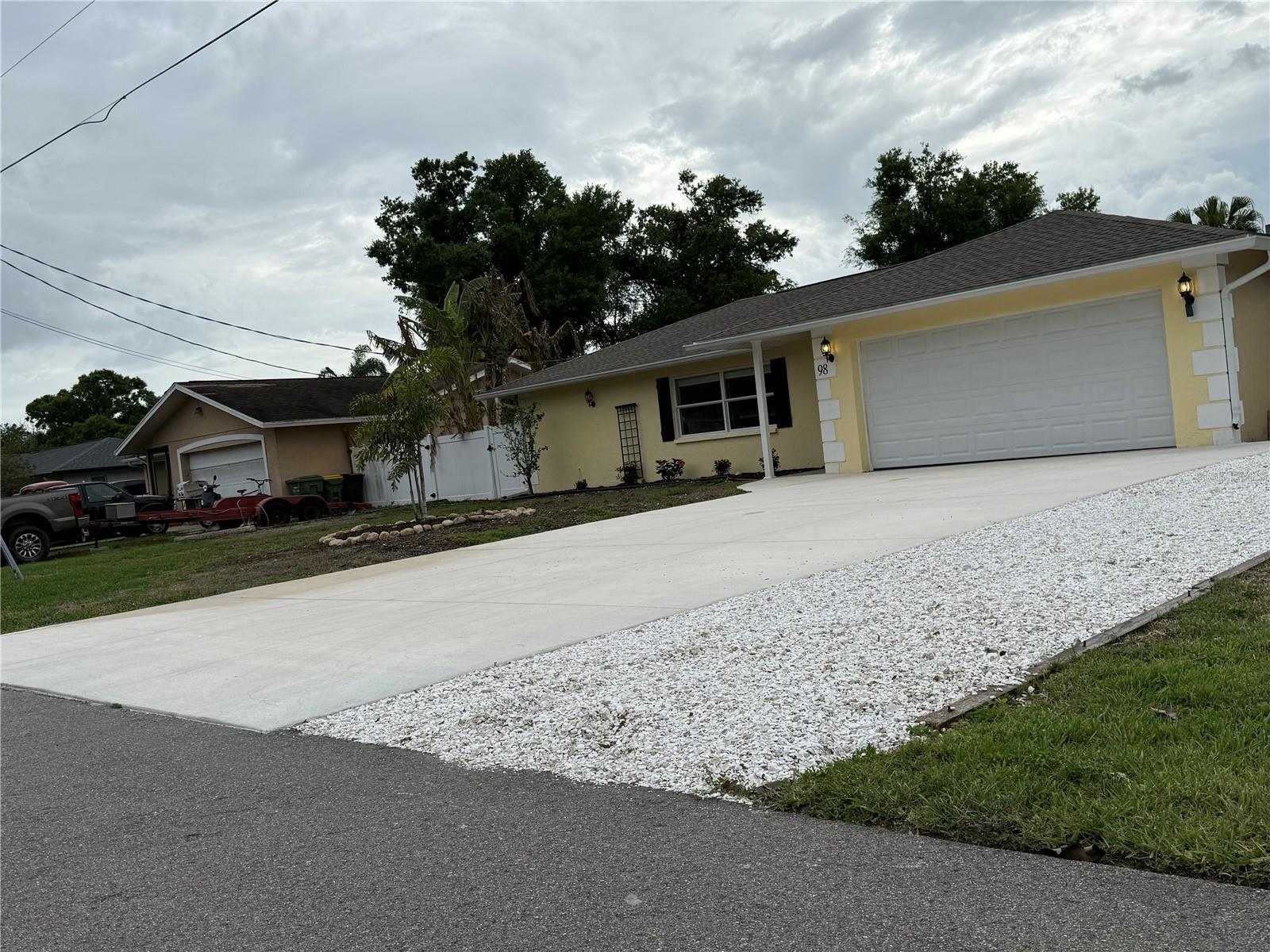 Image 21 of 22 For 98 Dade Avenue