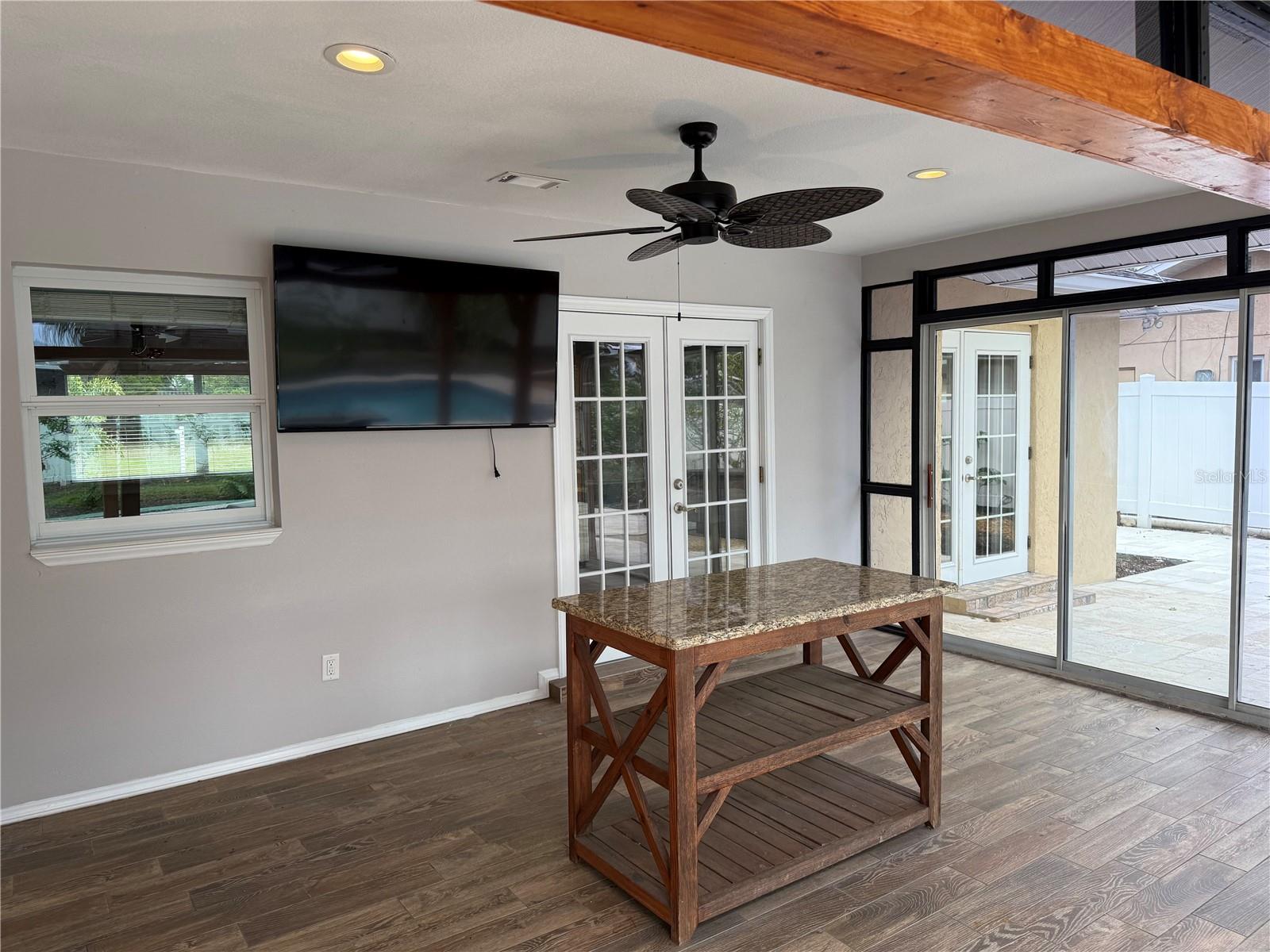 Image 4 of 22 For 98 Dade Avenue