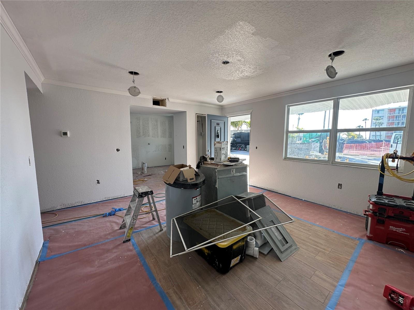 Image 10 of 22 For 1859 Shore Drive S 107