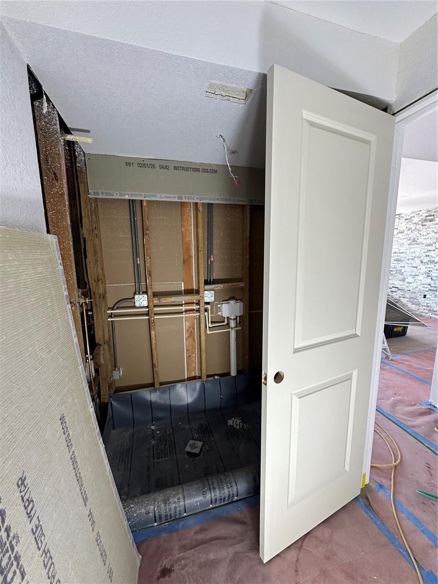 Image 16 of 22 For 1859 Shore Drive S 107