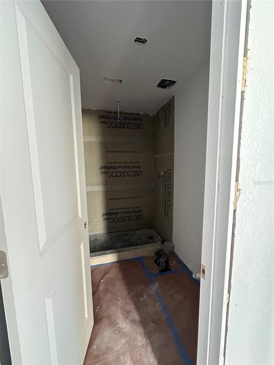 Image 18 of 22 For 1859 Shore Drive S 107