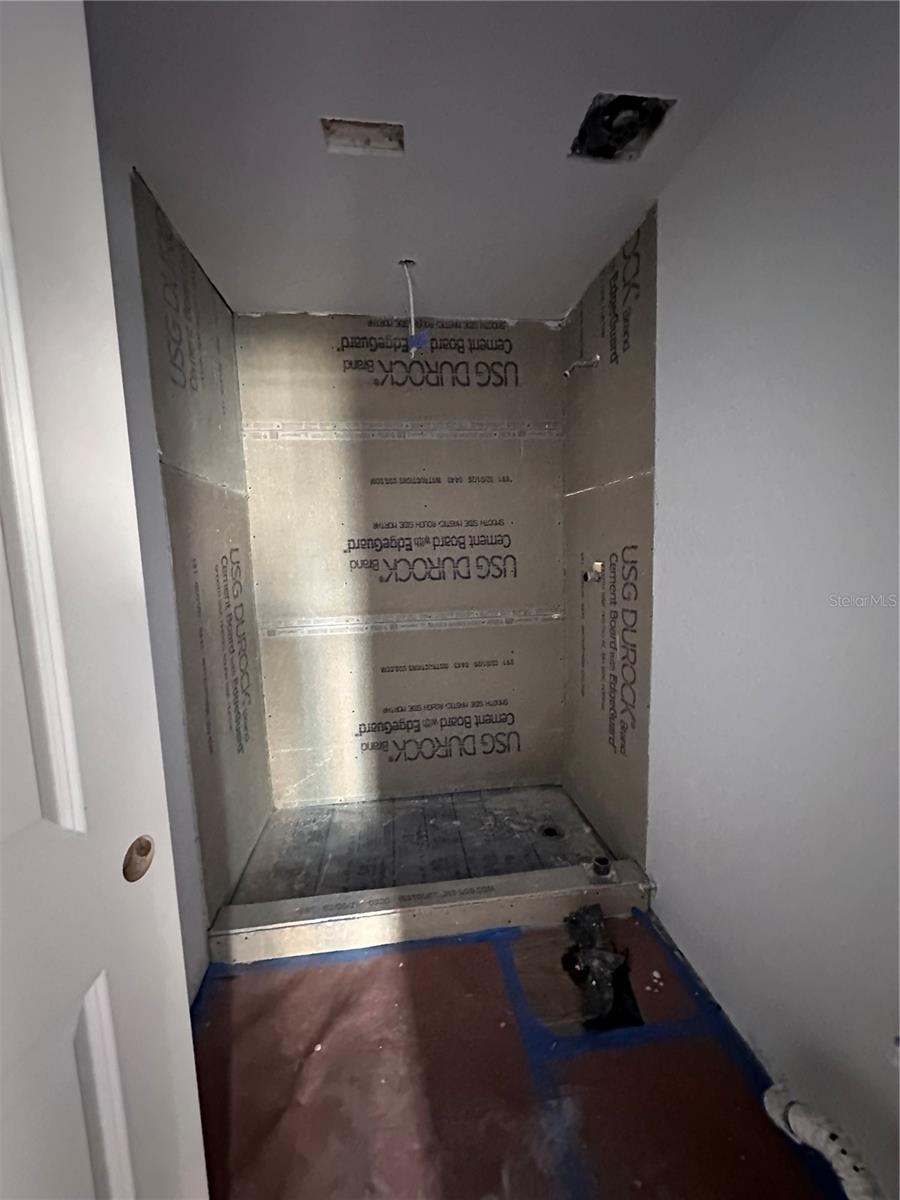 Image 19 of 22 For 1859 Shore Drive S 107