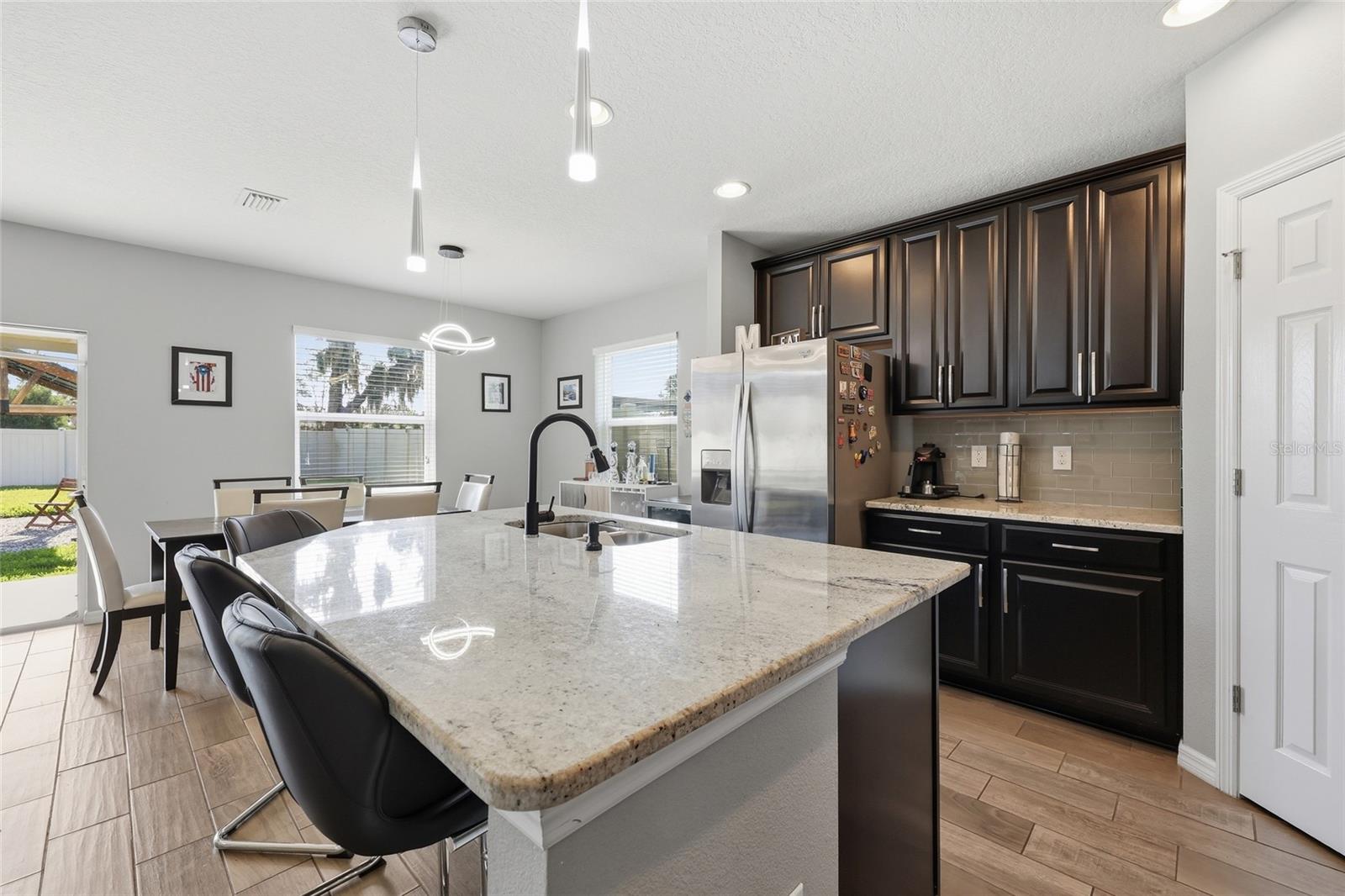 Image 14 of 33 For 19416 Roseate Drive