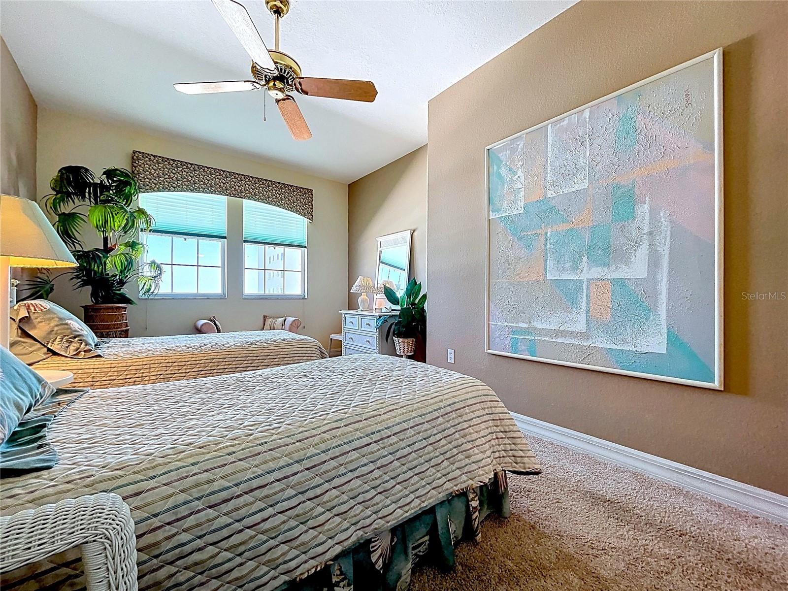 Image 20 of 84 For 7 Island Park Place 204