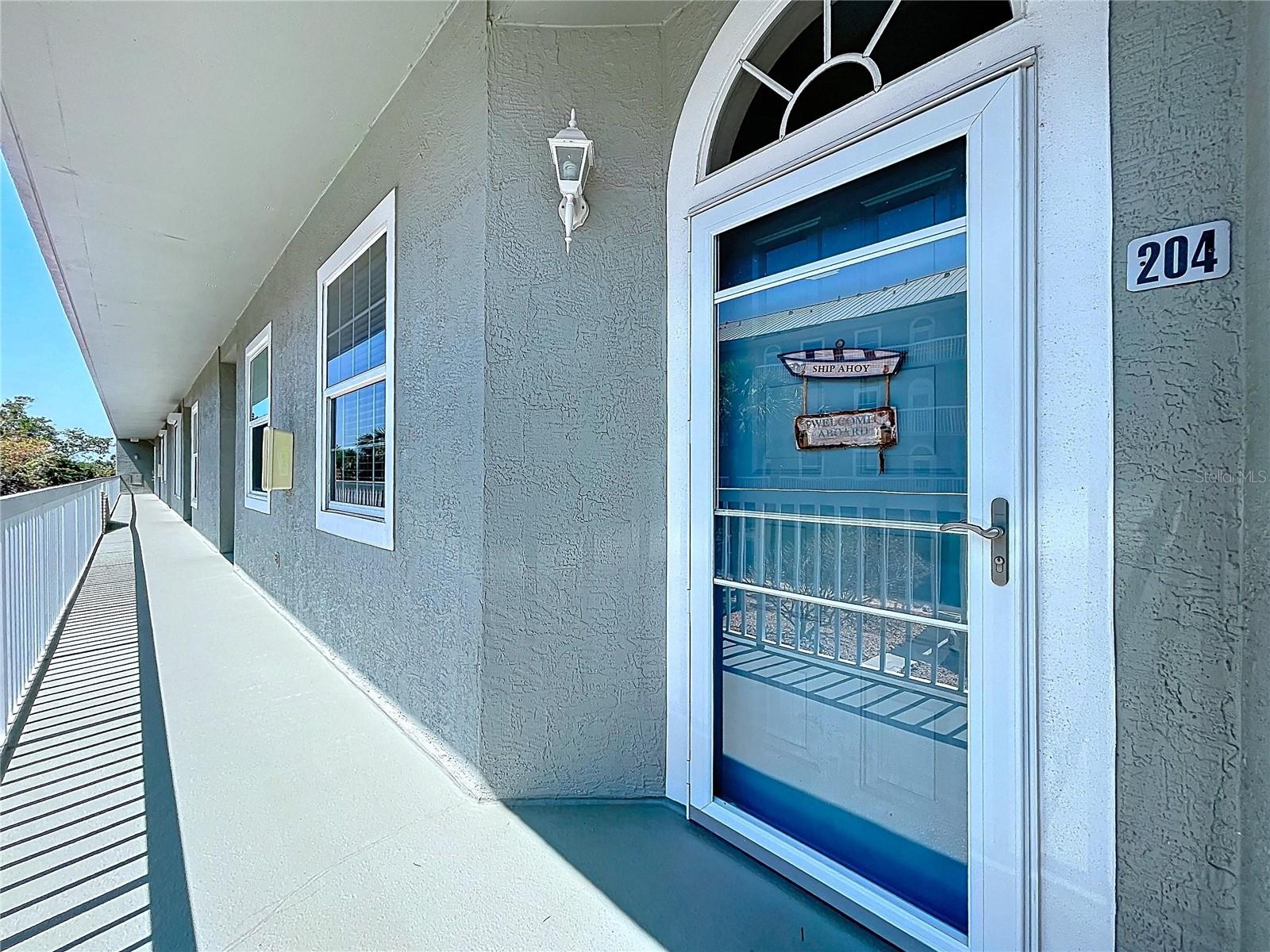 Image 30 of 84 For 7 Island Park Place 204