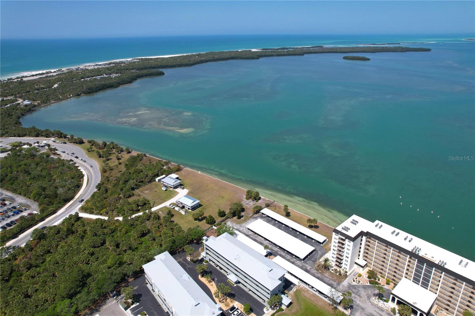 Image 54 of 84 For 7 Island Park Place 204