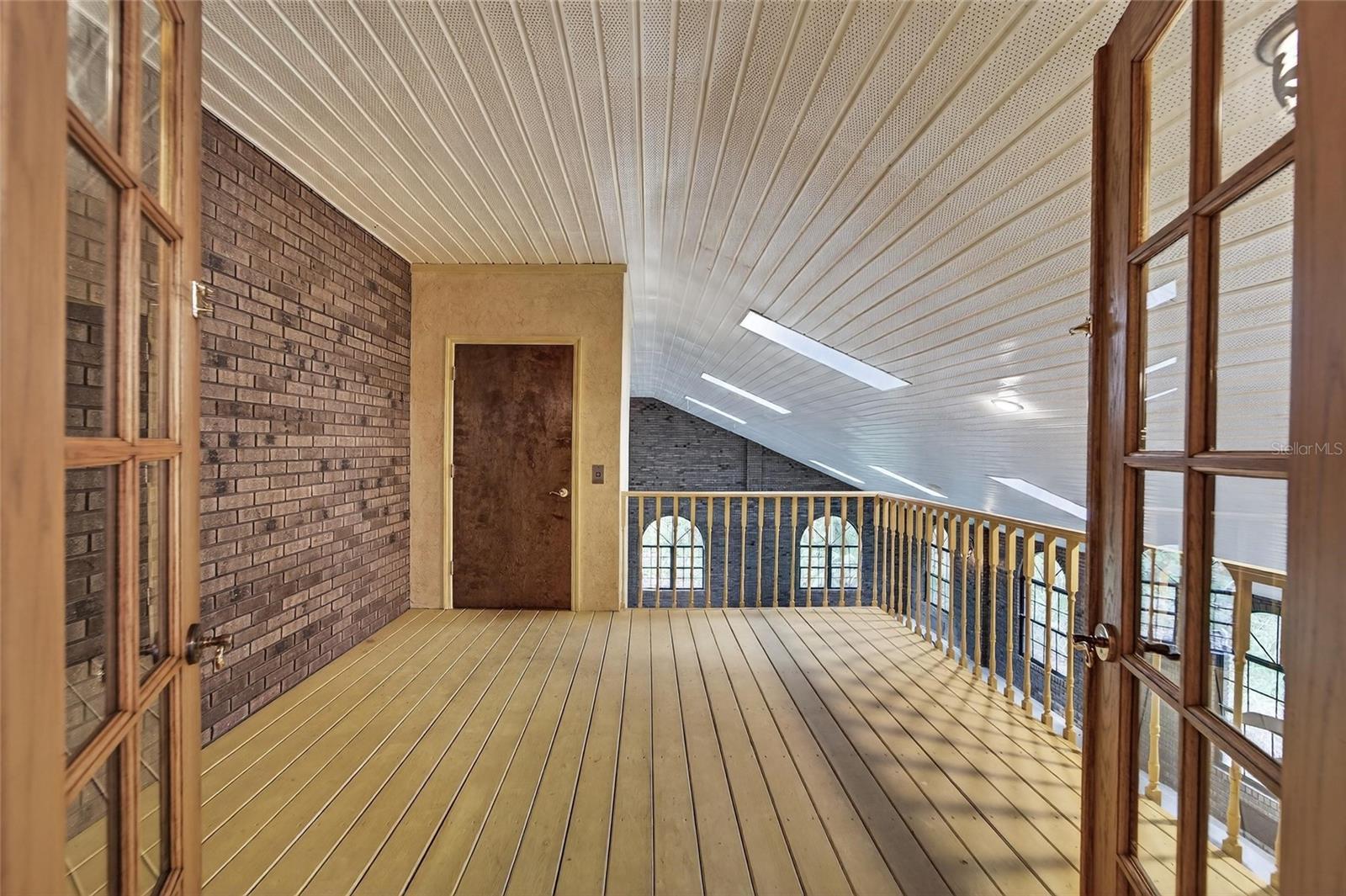 Image 20 of 88 For 902 River Rapids Avenue