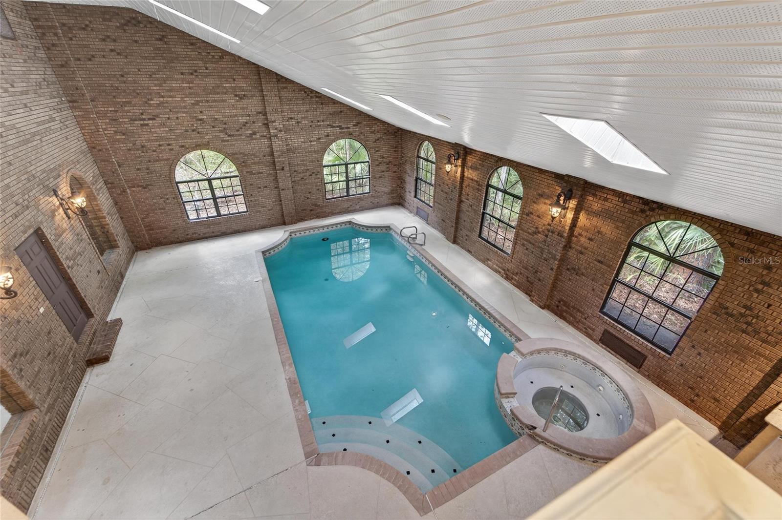 Image 22 of 88 For 902 River Rapids Avenue